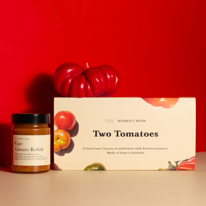 Two Tomatoes - Candle & Relish Gift Box GRANDE