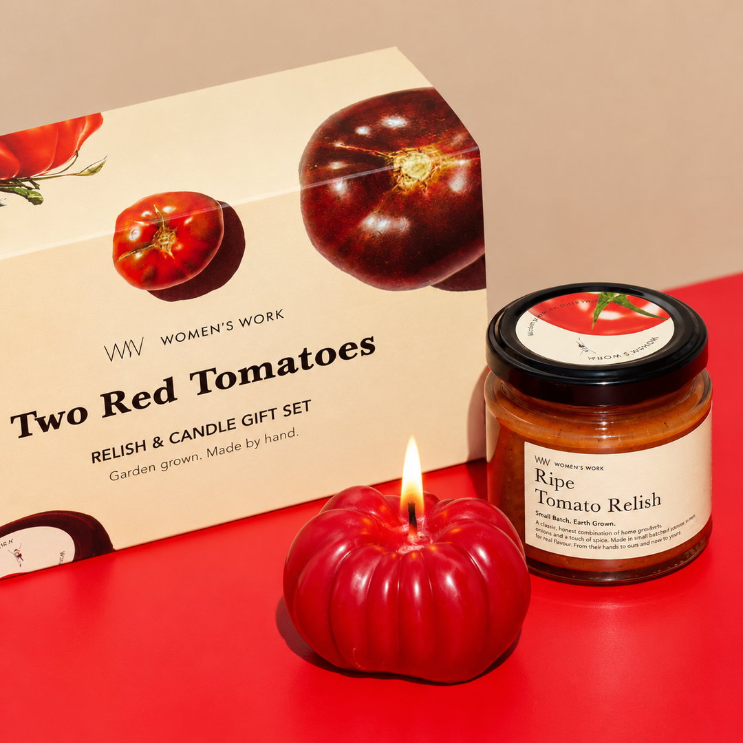 Two Red Tomatoes - A Relish & Candle Gift Set (115g)
