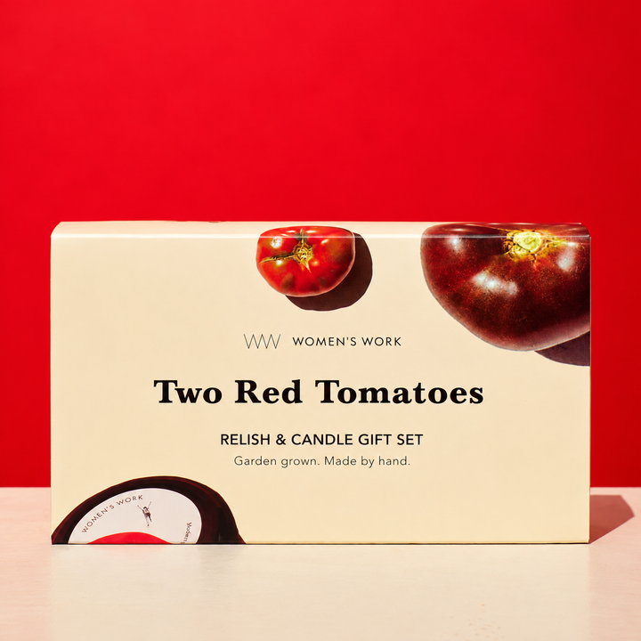 Two Red Tomatoes - A Relish & Candle Gift Set (115g)