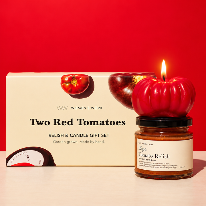 Two Red Tomatoes - A Relish & Candle Gift Set (115g)